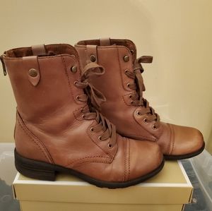 Rockport Cobb Hill Bethany Lace-Up Boots